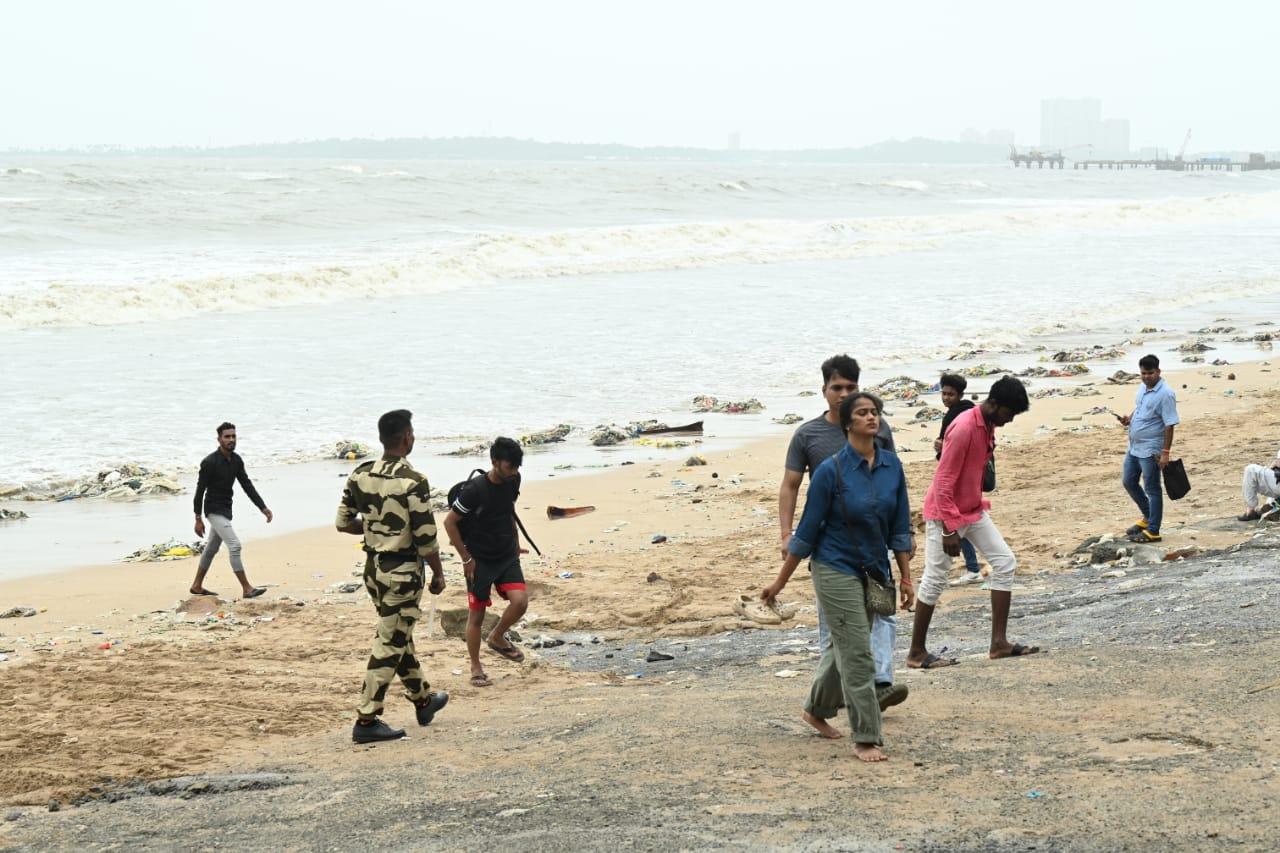 The maximum temperature in the city is likely to settle at 30 degrees Celsius and the minimum temperature will be recorded at 25 degrees Celsius