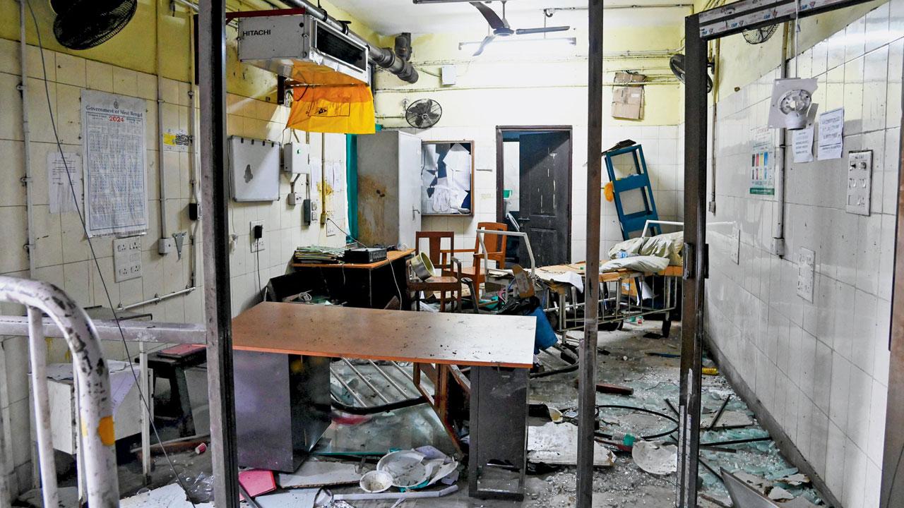 A medical room of the RG Kar Medical College and Hospital after being vandalised by unidentified miscreants. Pics/PTI