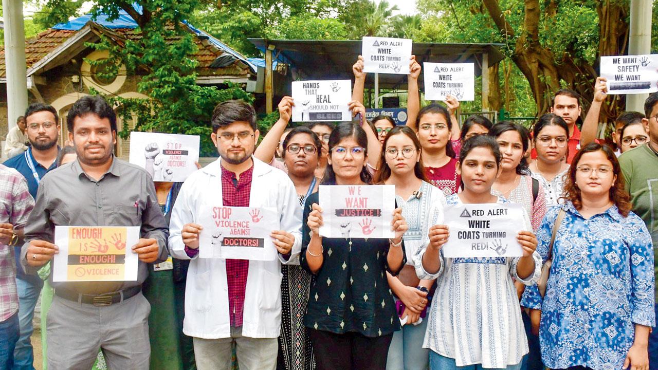 Doctors and medical students protest at Sir JJ Hospital in Mumbai