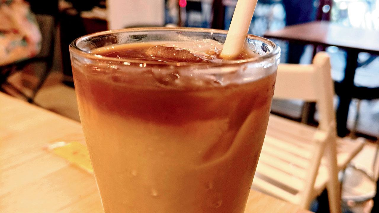 Kopi with condensed milk