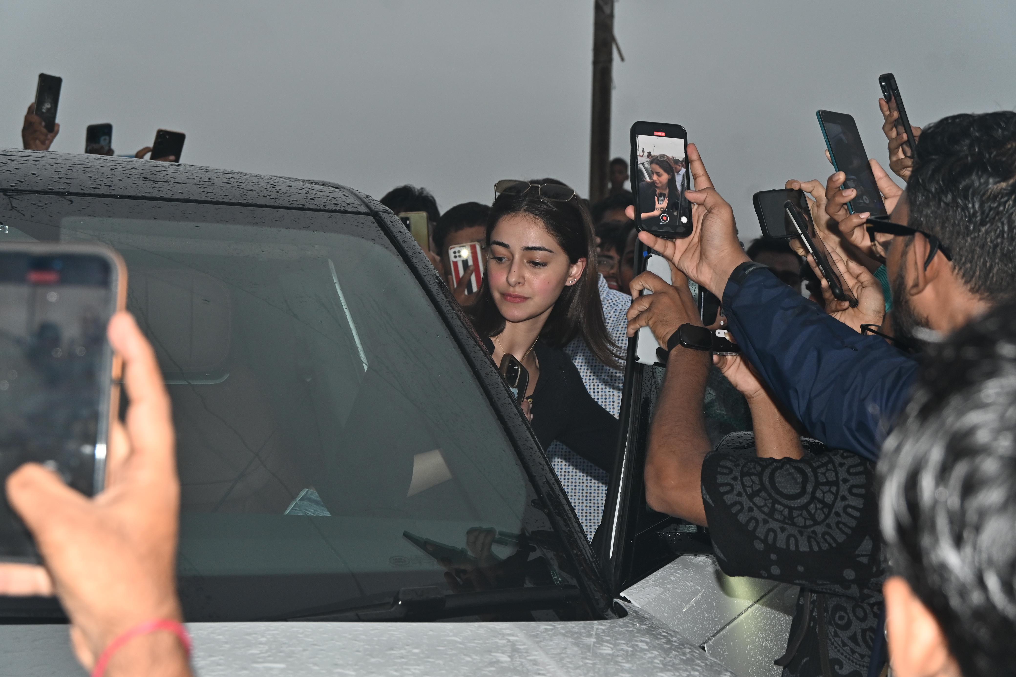 Ananya looked visibly sad as she attended the prayer meeting of Farah's mom
