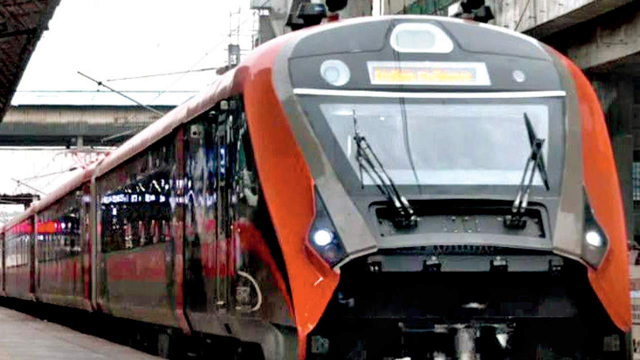 Mumbai: Longer Vande Bharat train’s first trial run gets thumbs up