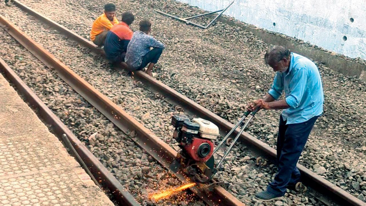 Mumbai: All lines at Malad station to shift westward to facilitate new line