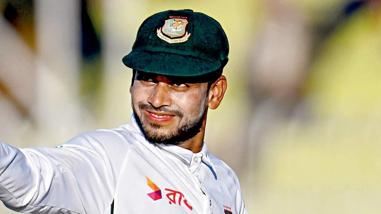 Offie Mehidy’s five wickets give Bangladesh edge over Pakistan