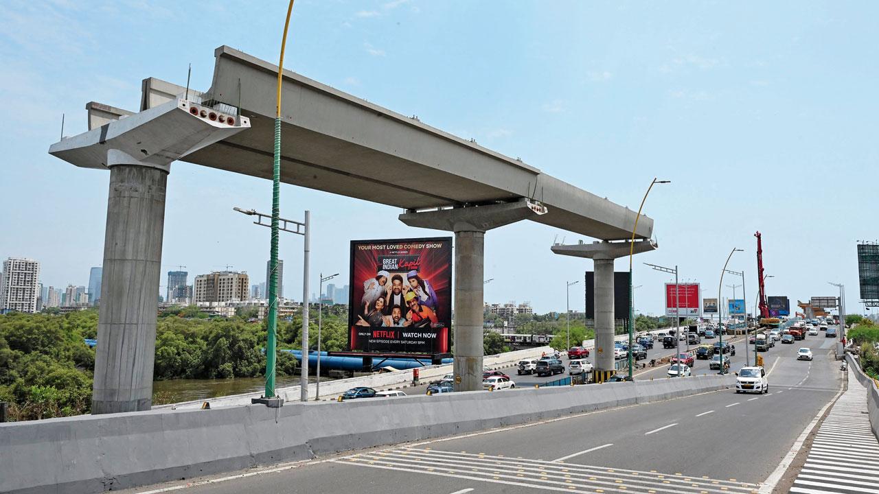 Metro work being carried out on the Western Express Highway on June 8. PIC/ASHISH RAJE