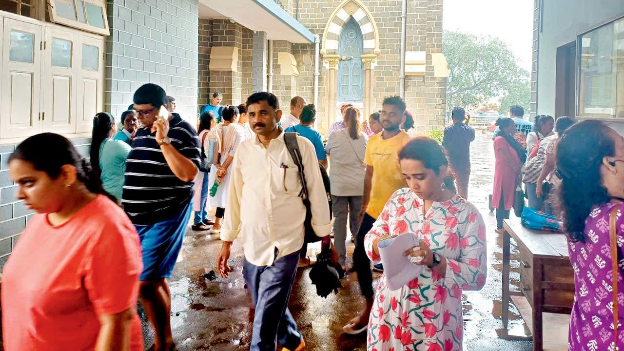 Mumbai church, stalls caught in row over 10-fold increase in Mount Mary Fair rent