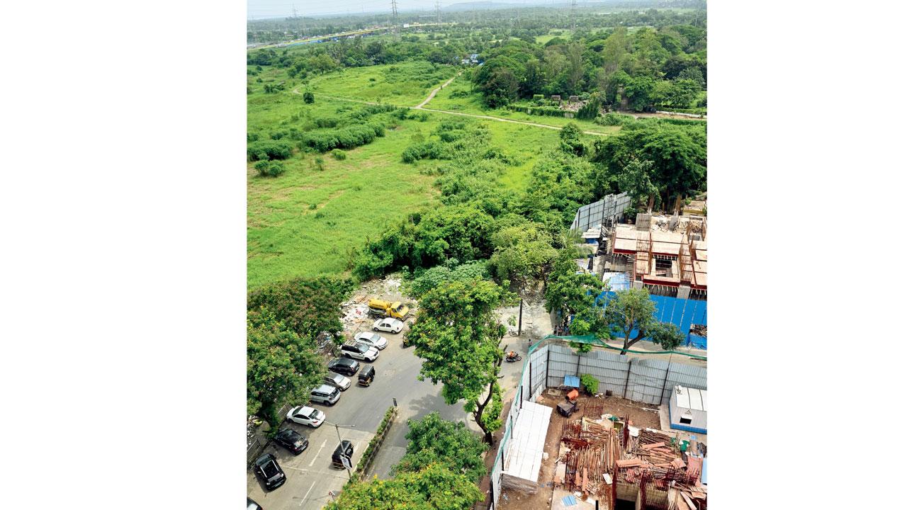 Location of the proposed road from Kelkar college to GMLR