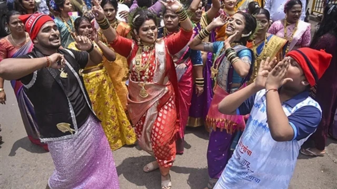 CelebrationThe community first decorates their boats with flowers and colourful crepe paper to get ready for their first sail after the monsoon. They set sail the day after Narali Purnima but not before coming together to sing, dance and celebrate with good food.
