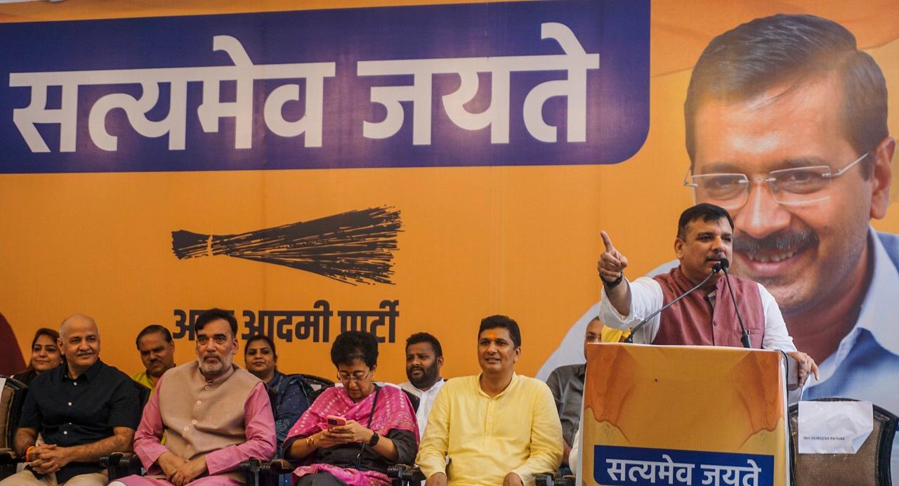 Conspiracies are being hatched to defame Kejriwal's work, he said and added that if opposition leaders unite against the 