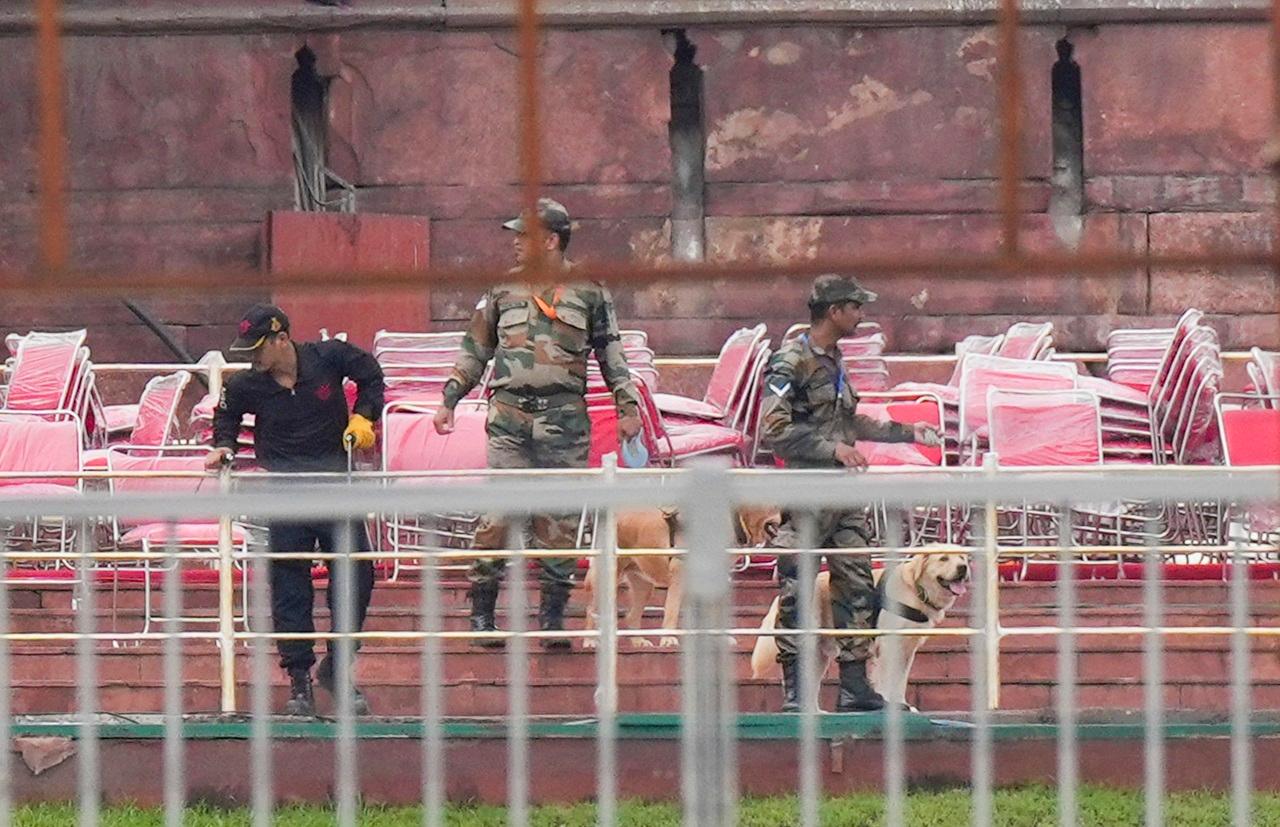 These cameras will be installed in and around the north and central districts -- particularly the Red Fort from where Prime Minister Narendra Modi will deliver his Independence Day speech -- to monitor VVIP movements and keep a close eye on any suspicious activities, they said
