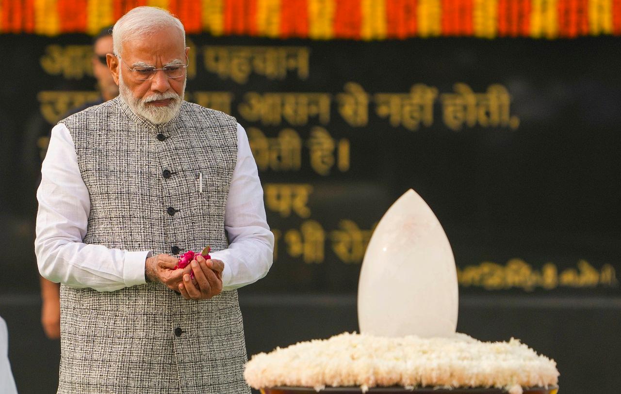 They were joined by other dignitaries, including Union ministers, and leaders from different parties in paying homage to Vajpayee at his memorial 'Sadaiv Atal' in Delhi