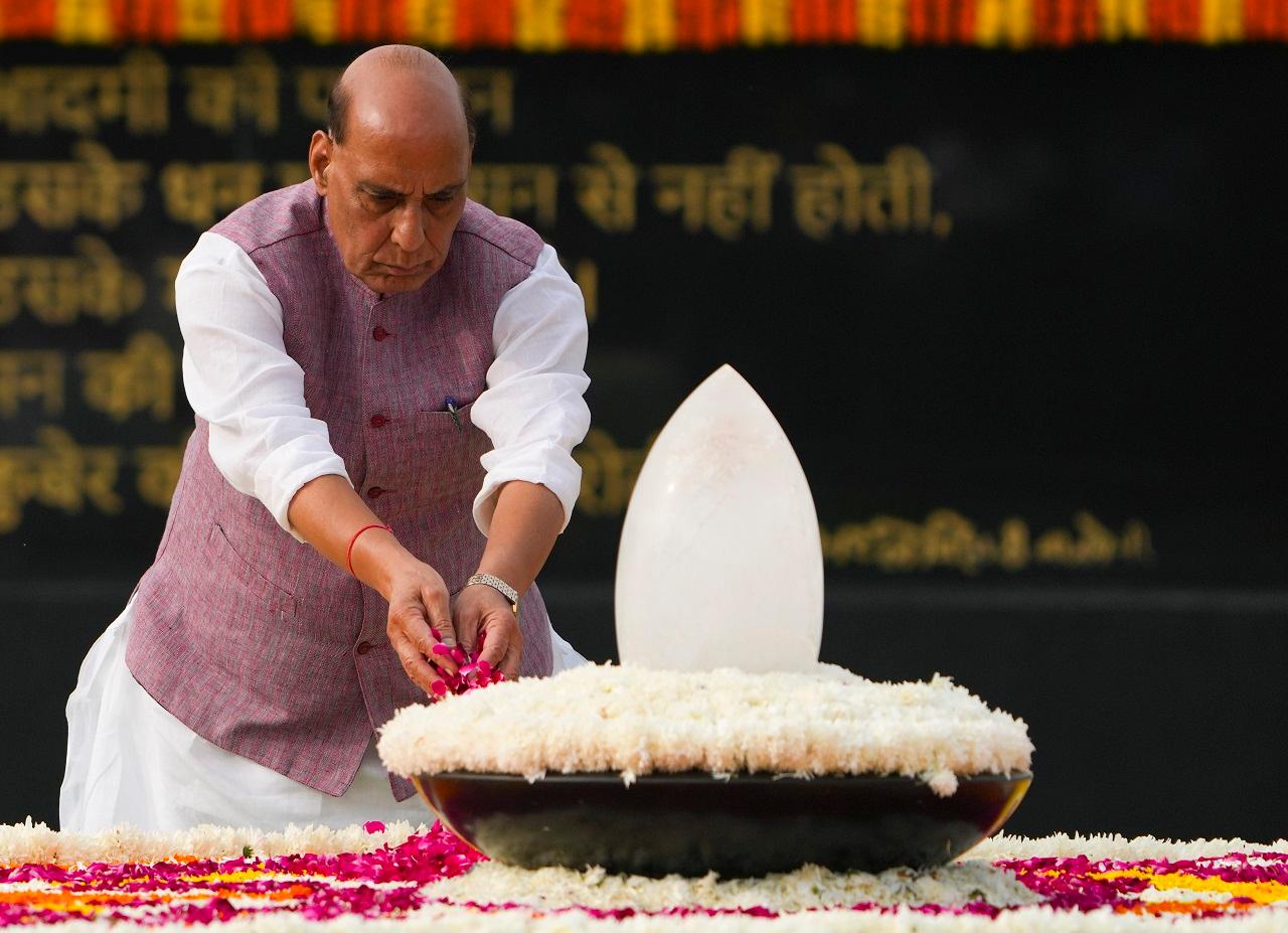 He also served as India's External Affairs Minister in the cabinet of Prime Minister Moraji Desai from 1977 to 1979