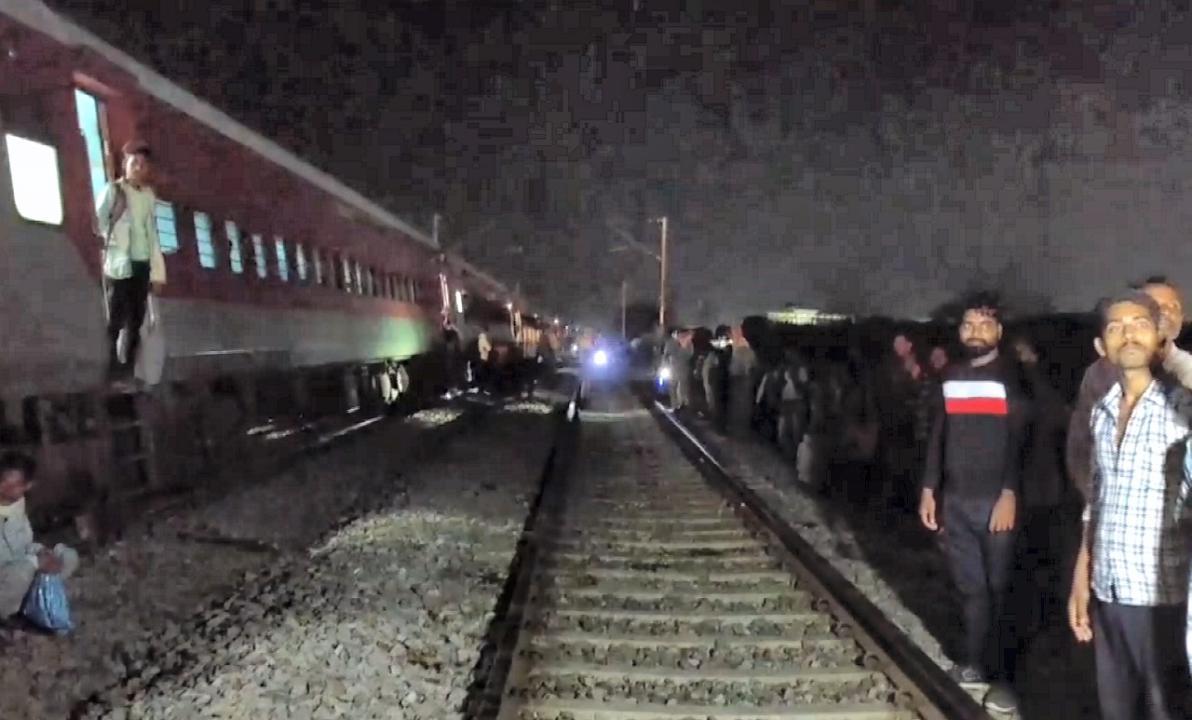 Ahmedabad-bound Sabarmati Express train derailed due to object placed on track: Ashwini Vaishnaw