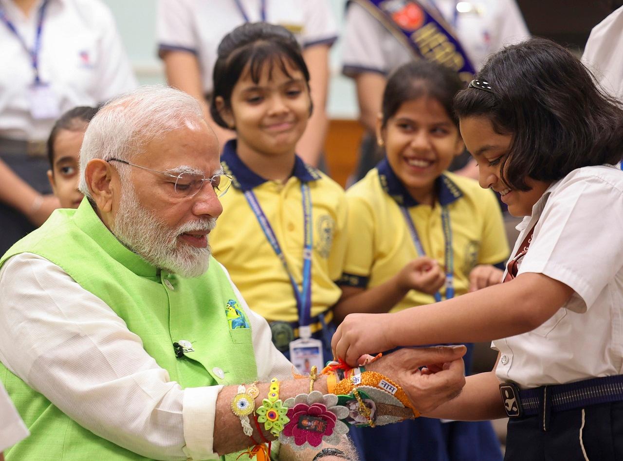 She also urged the citizens to take a pledge to ensure the safety and respect of women in society