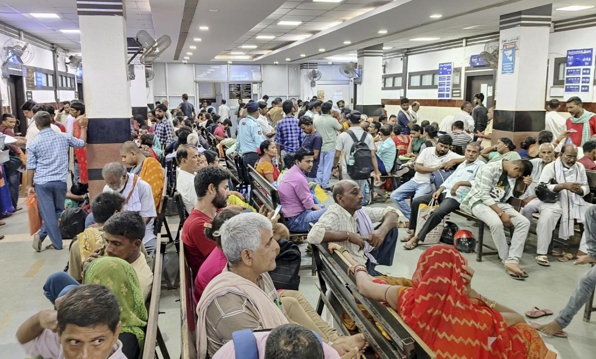 In Photos: Healthcare services affected in Bengal as doctors continue stir