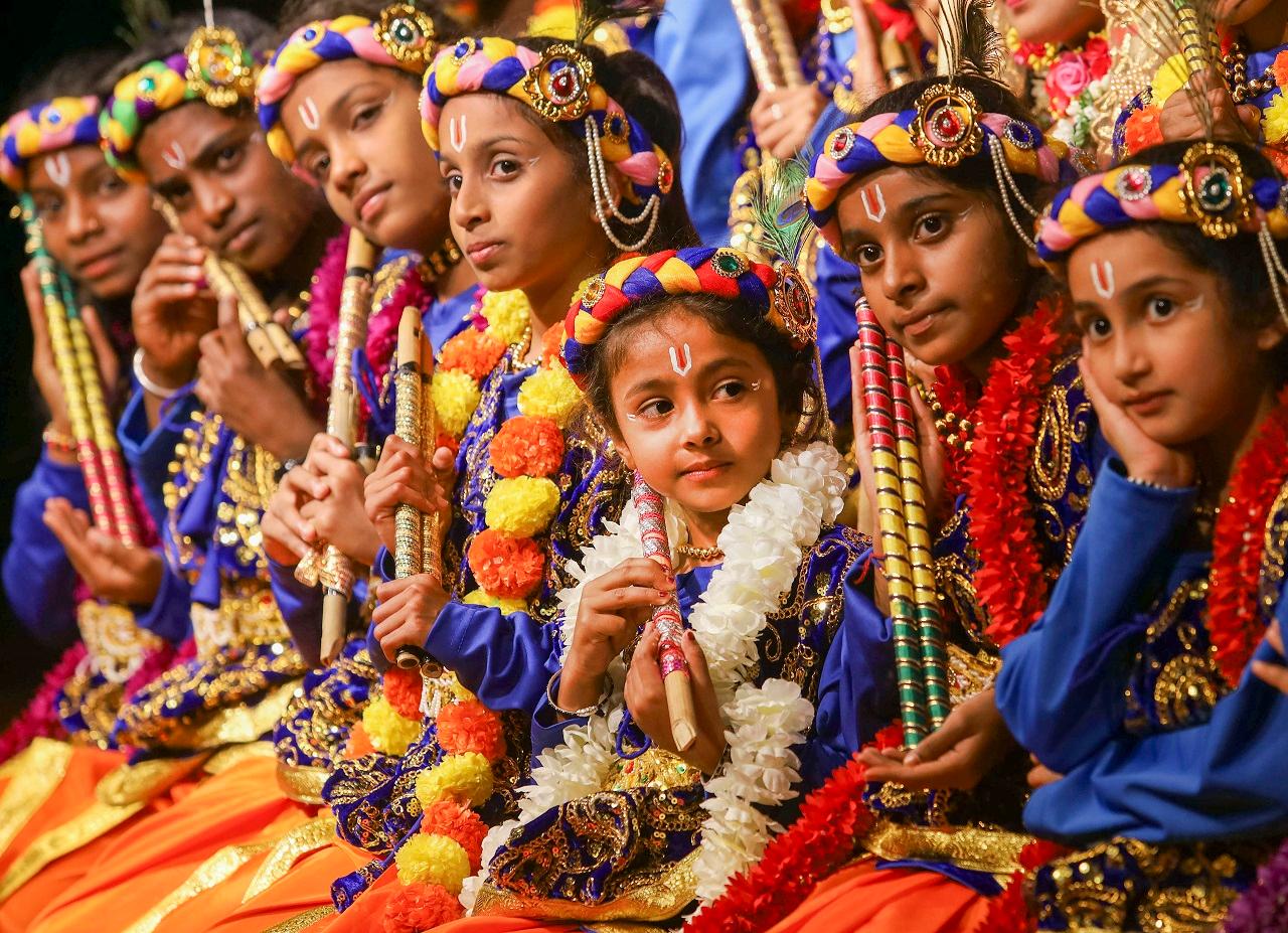 The sound of bells and conch shells echoed on the all temples of the Radha Krishna campus on Monday