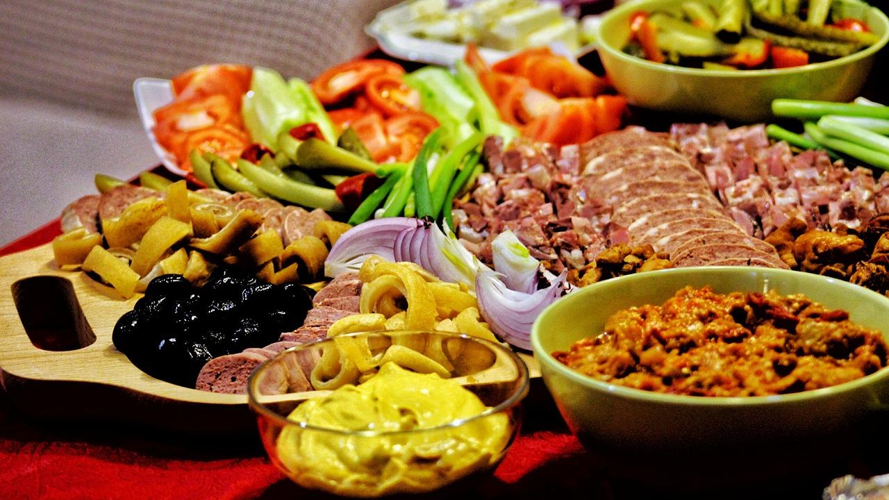 Plan a themed potluck dinnerOrganise a themed potluck dinner where each friend brings a dish related to the chosen theme. It could be anything from an international cuisine night to a comfort food fest. Enjoy the variety of dishes while sharing stories and laughter. This activity not only fills your stomach but also creates lasting memories as you cook and dine together.