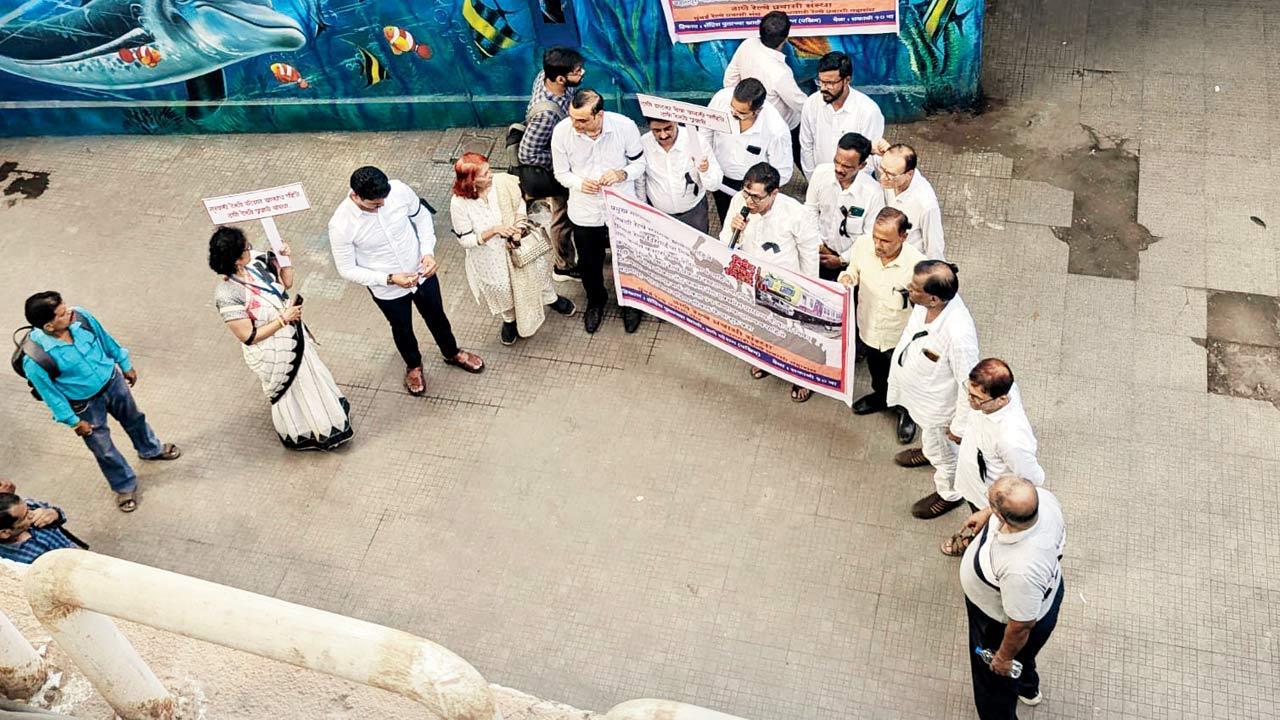 Mumbai: Railway commuters launch ‘wear white’ protest