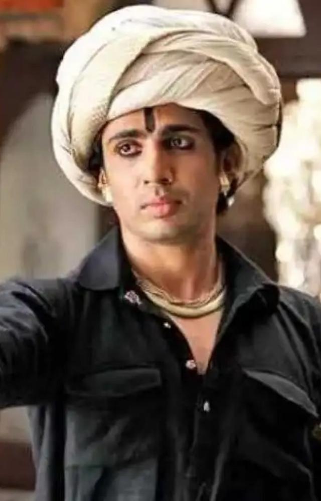 Gulshan Devaiah surprised all with his performance as Bhavani in `Ram Leela` starring Ranveer Singh and Deepika Padukone in the lead