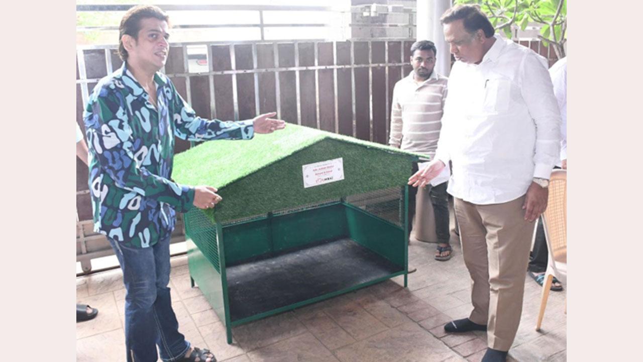 First Ever Monsoon Shelters for Stray Animals Launched in Mumbai by Adv. Ashish Shelar and Rahul Kanal from I Love Mumbai Foundation