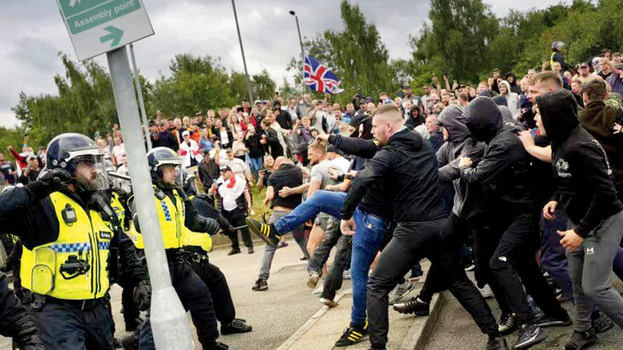 ‘Standing army’ of UK police prepares for more clashes