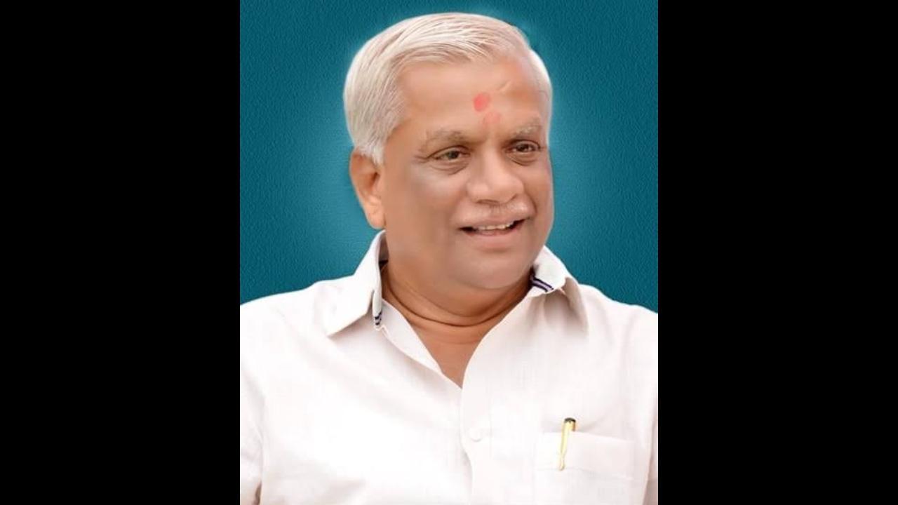 Maharashtra: Veteran Congress leader Vasantrao Chavan passes away at 70