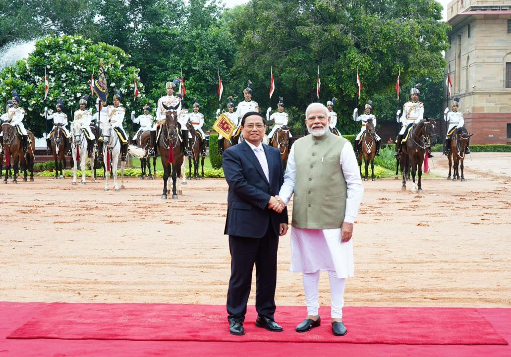 Vietnamese PM Pham Minh Chinh accorded ceremonial reception at Rashtrapati Bhava