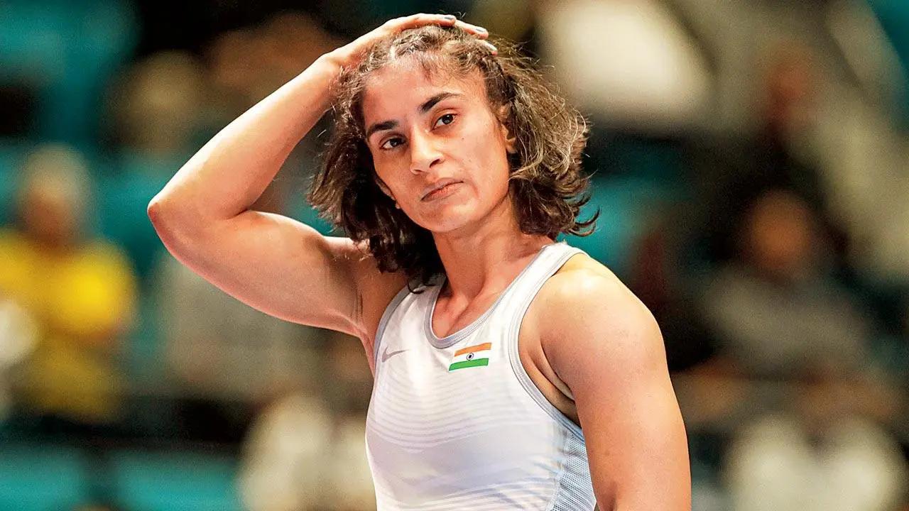 Sports Minister to make statement in LS on Phogat's Olympic disqualification