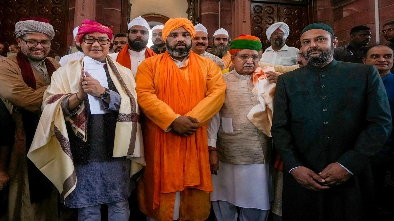 Build consensus, take Muslims into confidence on Waqf Bill: Shiv Sena leaders 