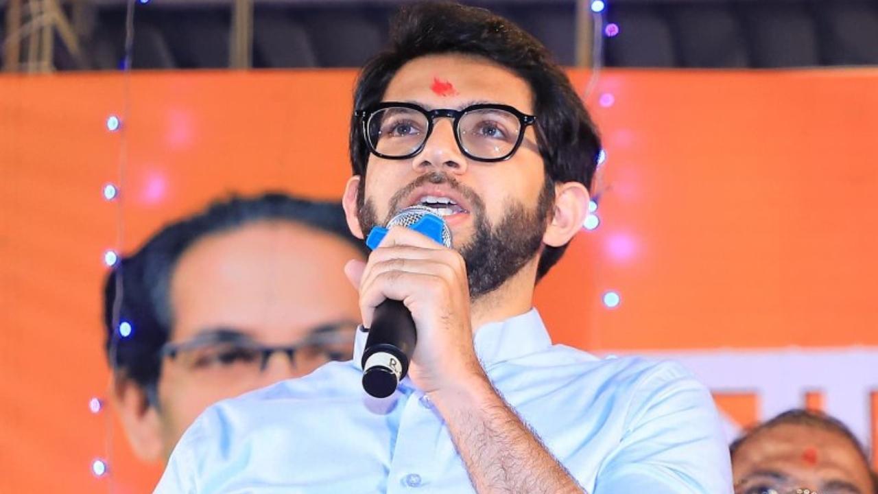 Mumbai: Aaditya Thackeray raises concerns over hoardings on Mumbai Coastal Road, writes to BMC chief
