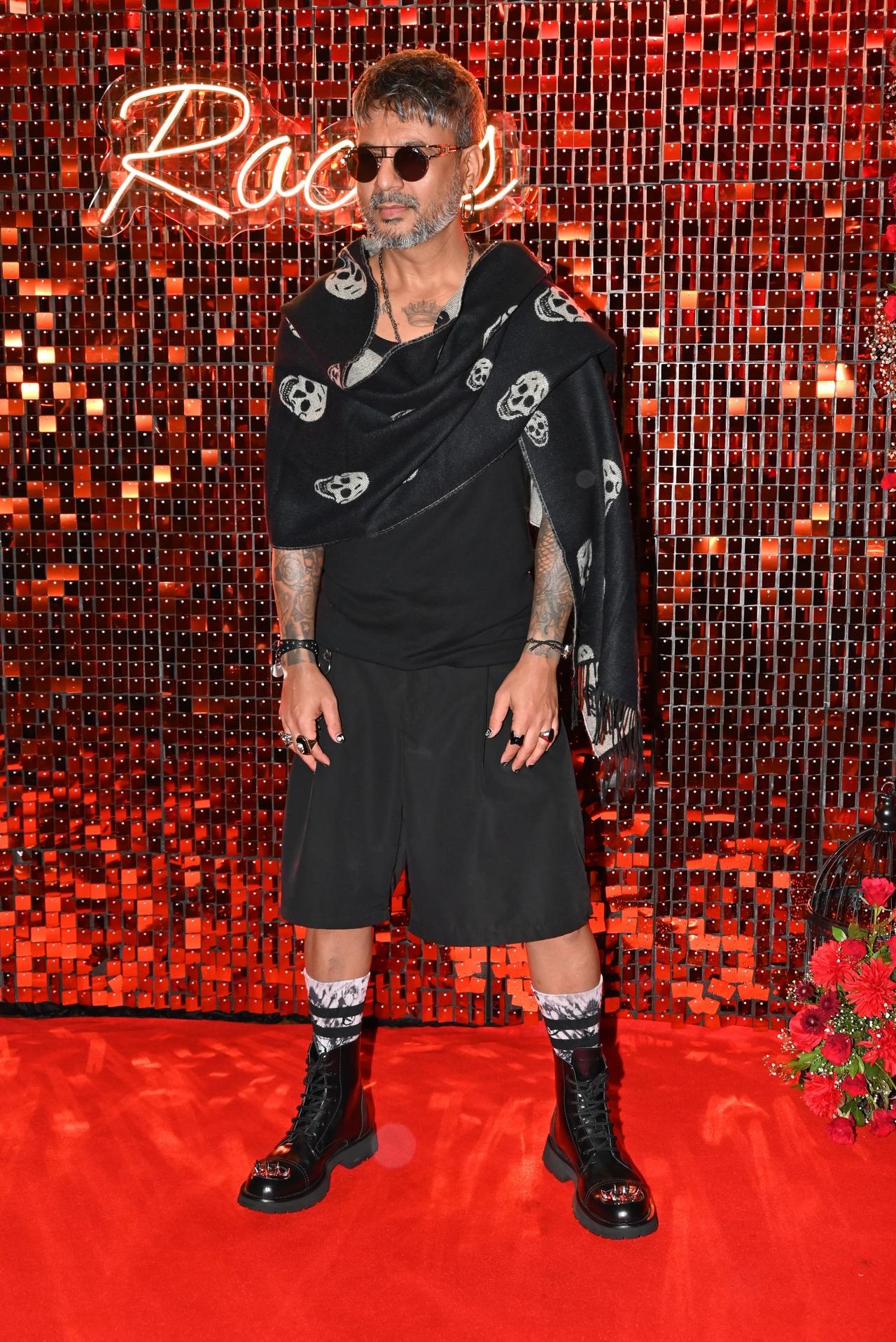 Celebrity hairstylist Aalim Hakim held a gothic-themed birthday bash that was attended by the who's who of Bollywood.