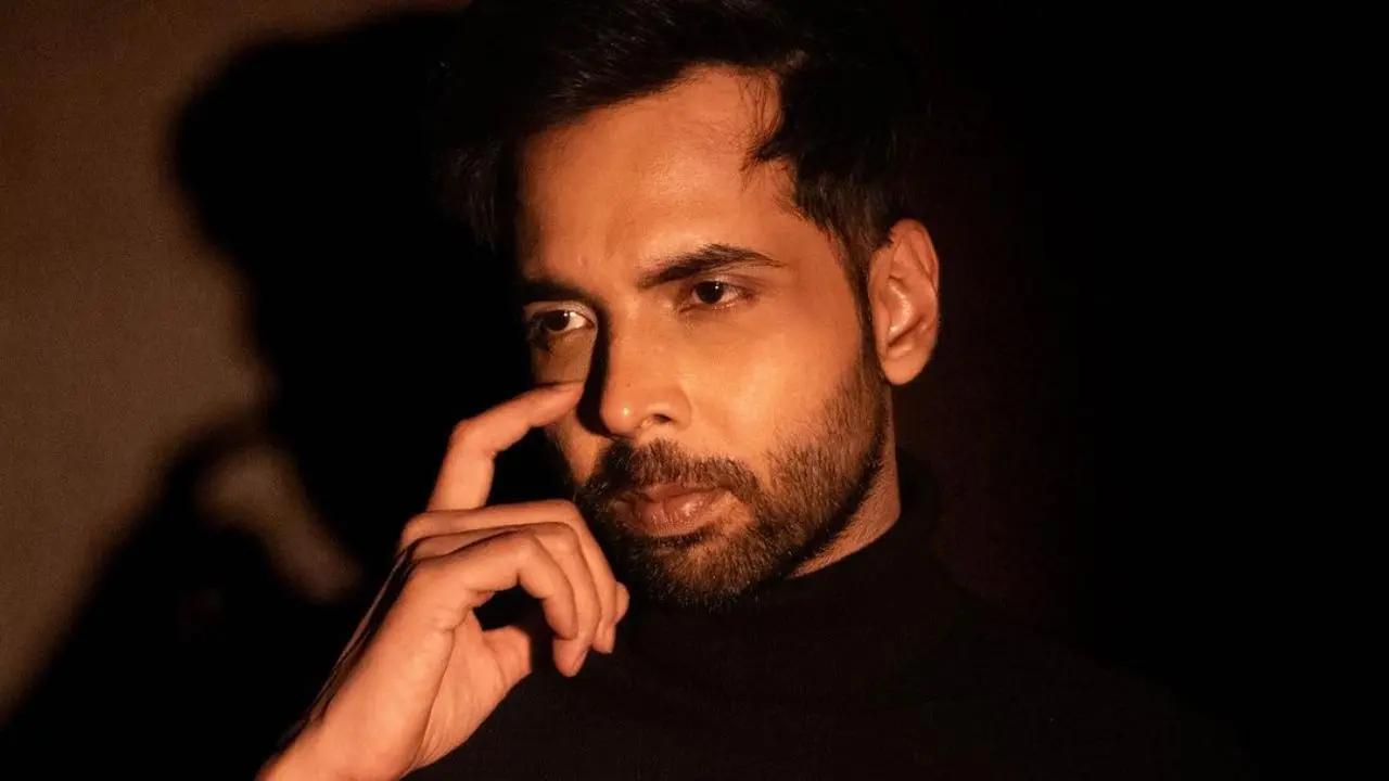 Abhishek Banerjee said in an interview that Dharma shut their doors on him and his associate Anmol Ahuja after they couldn’t align with the vision of Karan Malhotra during the casting of 'Agneepath'. Read full story here