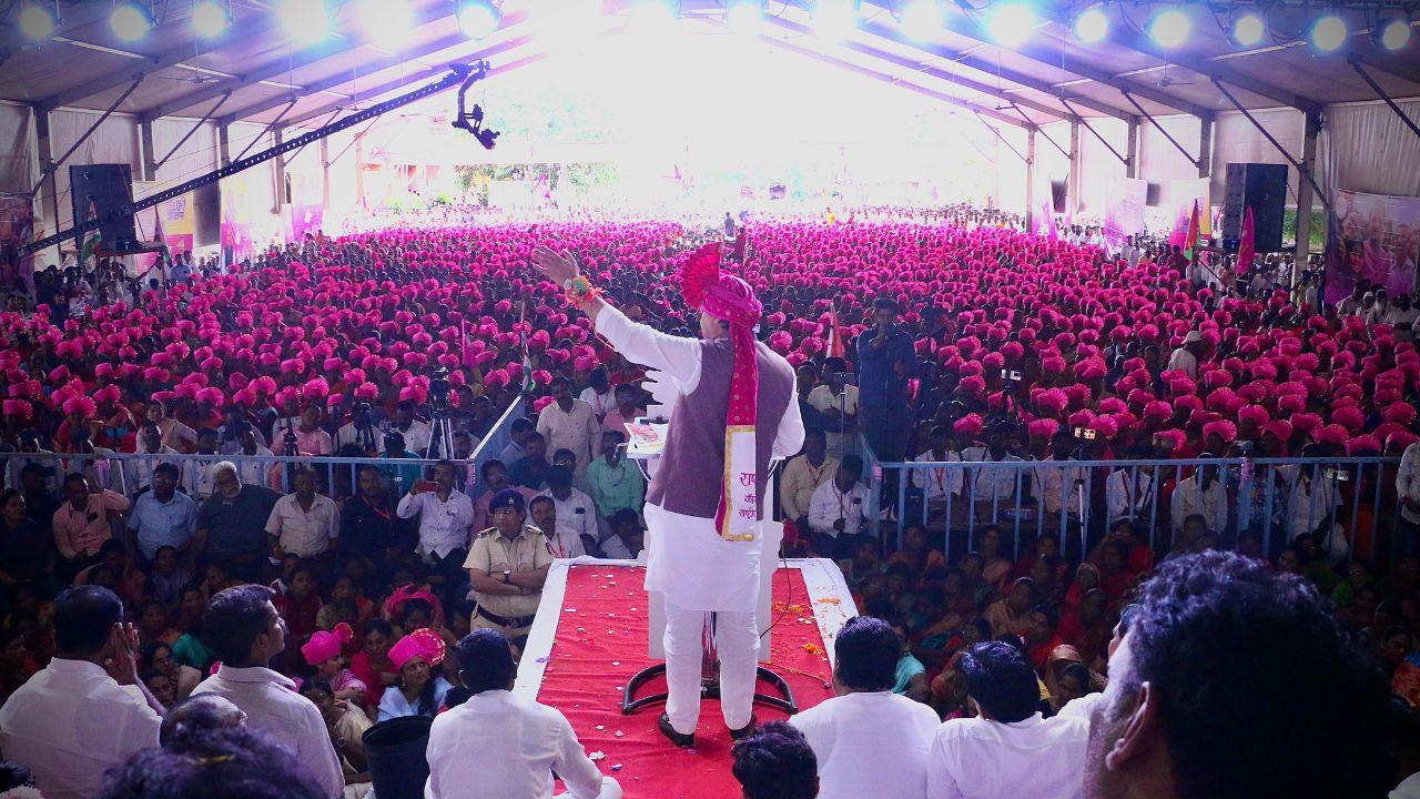 As part of the government's welfare initiatives, Ajit Pawar announced that 52 lakh families will receive three free gas cylinders each year while presenting interim budget for the state. Additionally, he mentioned the waiver of electricity bills for farmers, demonstrating the government's commitment to easing the financial burden on vulnerable communities.