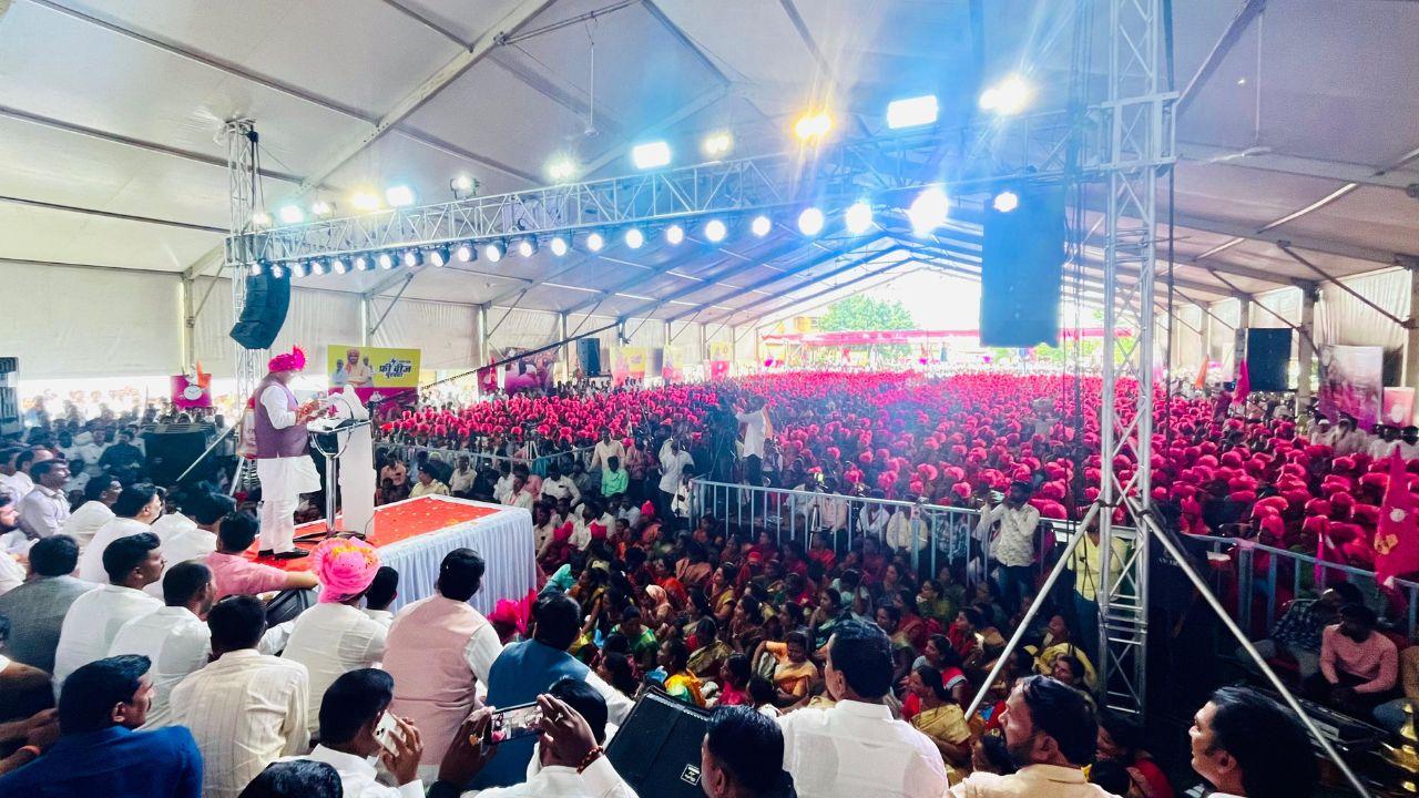 In his address, Ajit Pawar urged the public to elect candidates from the Mahayuti alliance to ensure the continuation of the schemes and initiatives that have been beneficial to the state. He stressed the importance of maintaining the government's momentum in driving Maharashtra's development.