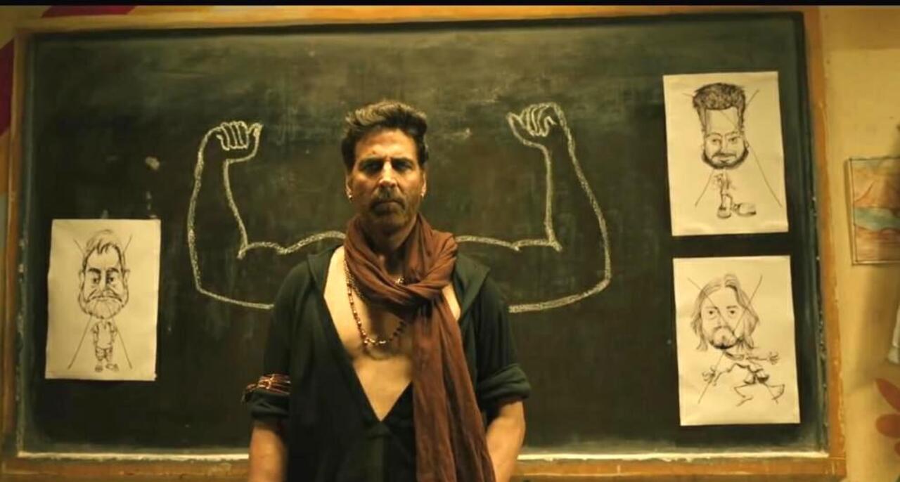 Bachchhan Paandey (2022)
The film starring Akshay Kumar and Kriti Sanon tanked at the box office. The film opened at Rs 13.25 cr and collected a total of Rs 49.98