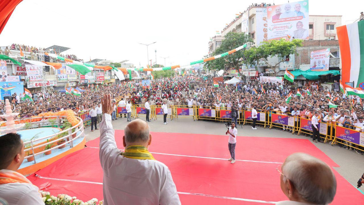 Shah emphasised that the 'Har Ghar Tiranga' campaign, initiated by PM Narendra Modi, has become a powerful expression of patriotism. He encouraged every citizen to fly the tricolour on their homes, offices, and vehicles during the Independence Day celebrations.