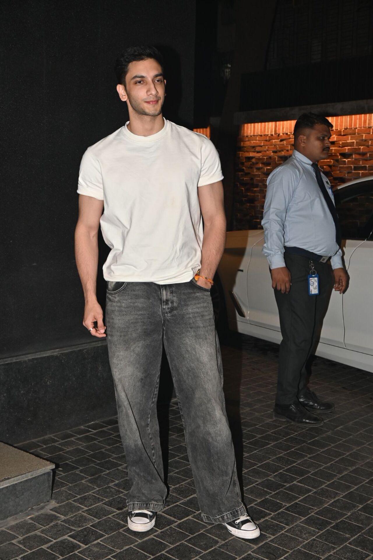 Her rumoured boyfriend and ‘The Archies’ co-actor Vedang Raina was also in attendance. 