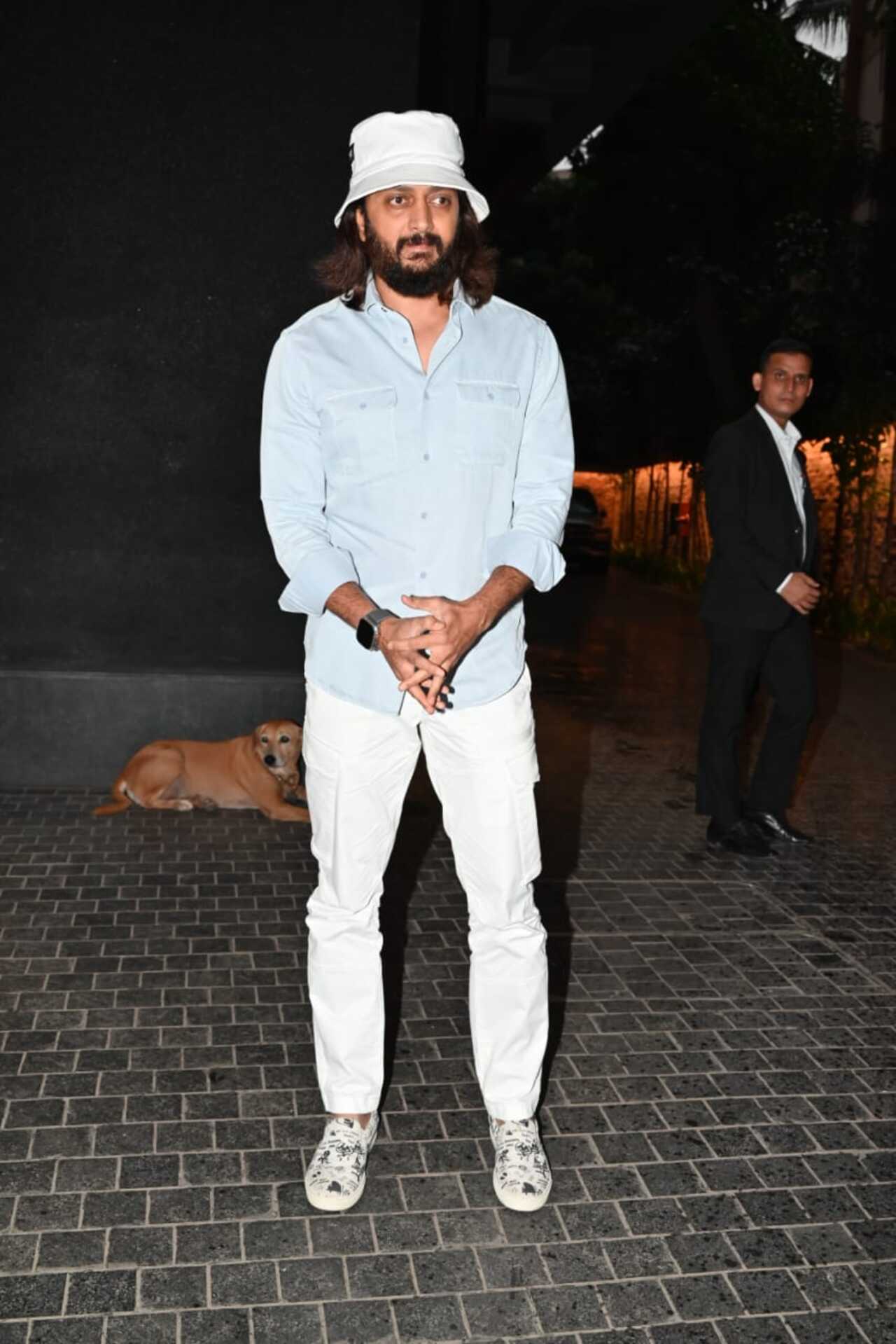 Riteish Deshmukh arrived at the screening in his casual yet comfy outfit.