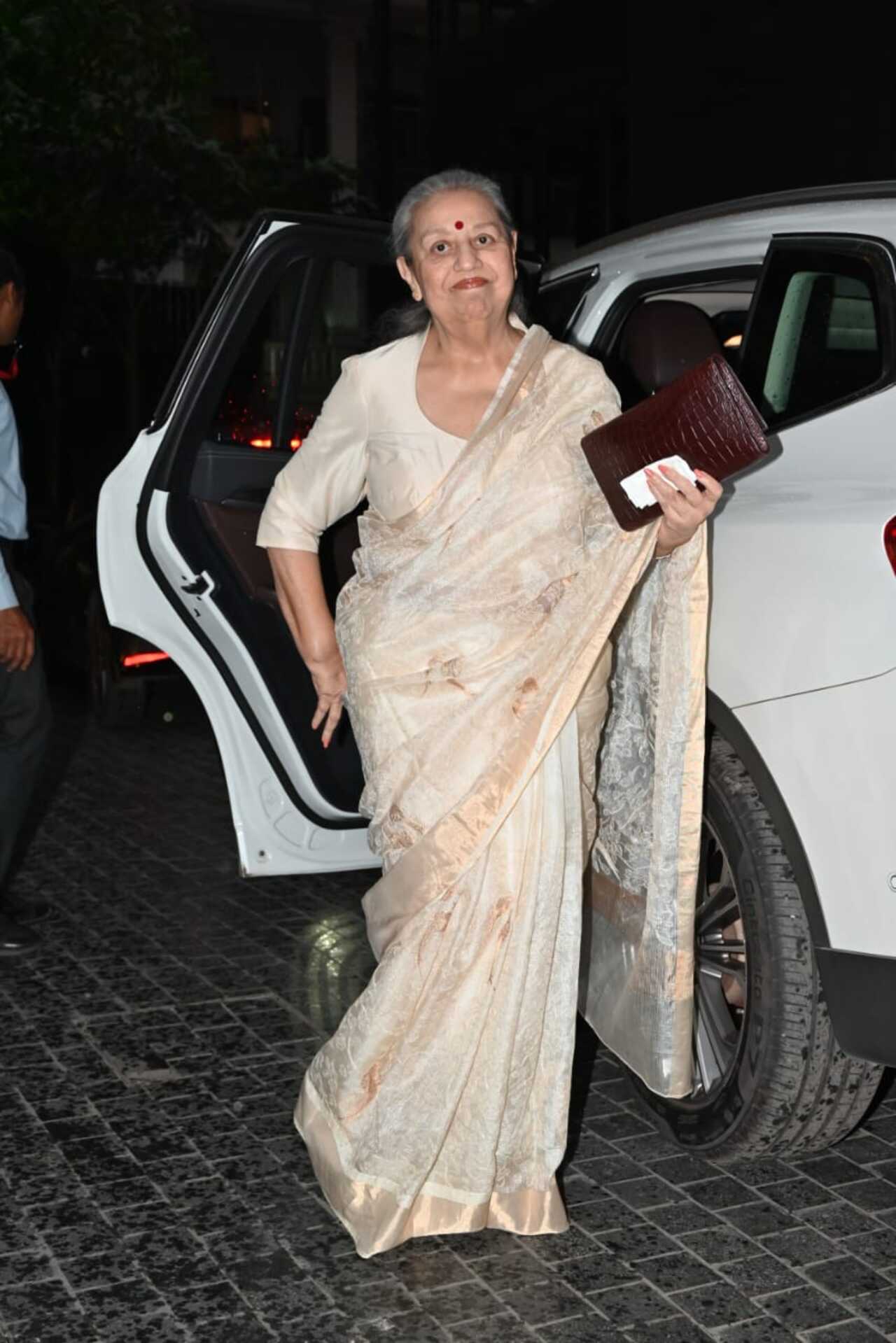 Javed Akhtar’s ex-wife and former actress Honey Irani, who features in the docuseries also arrived at the premiere. 