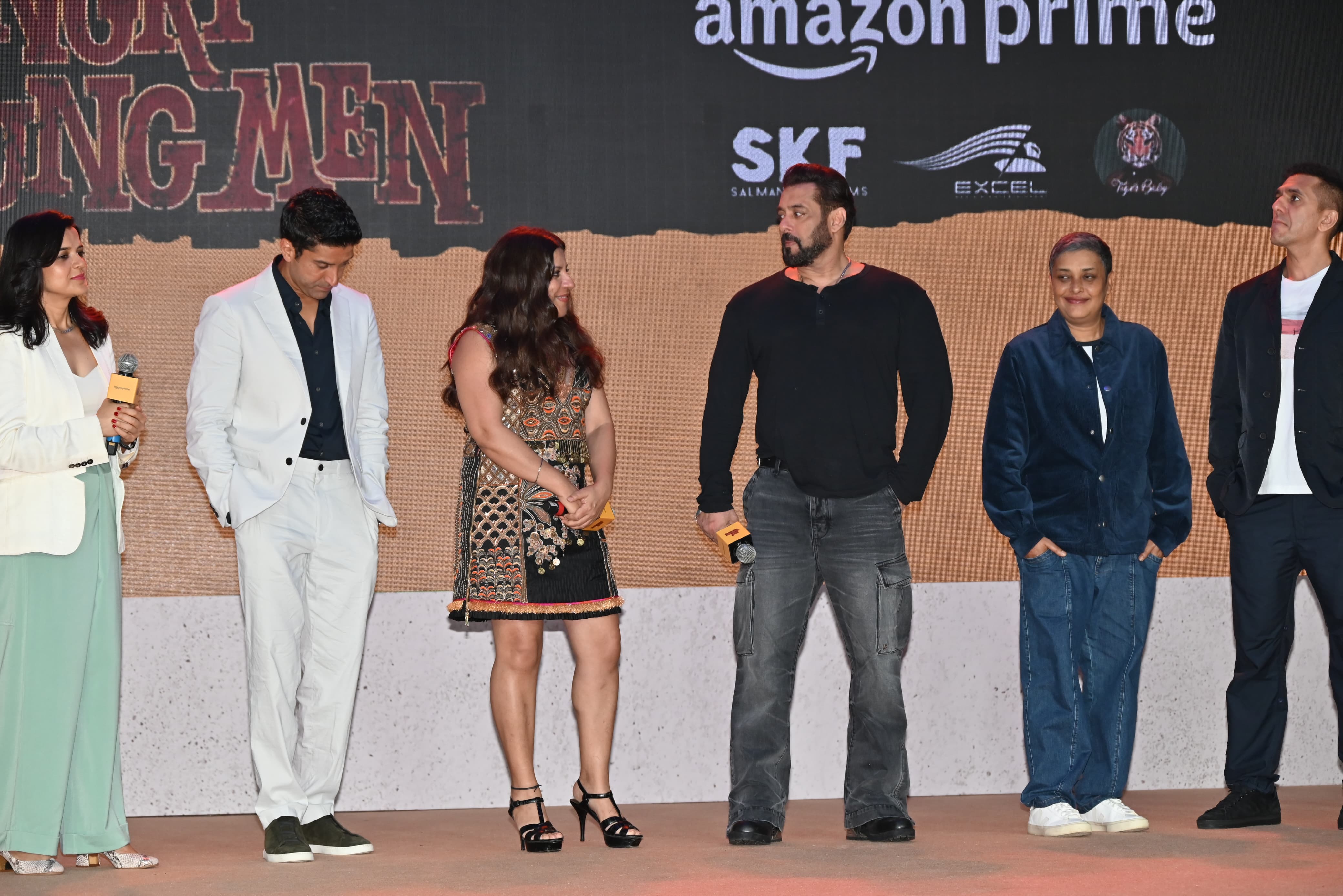 Heartfelt reflections from industry figures like Amitabh Bachchan, Jaya Bachchan, Hema Malini, Helen, Salman Khan, Hrithik Roshan, Aamir Khan, and Kareena Kapoor Khan further highlight the significant impact Salim-Javed had on their careers.