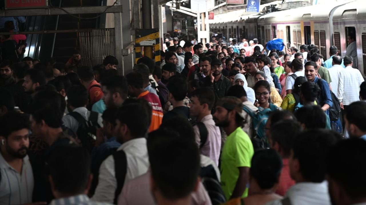 Protesters, including several women, came on railway tracks and blocked traffic, local train services between Ambernath and Karjat stations were suspended from 10:10 am