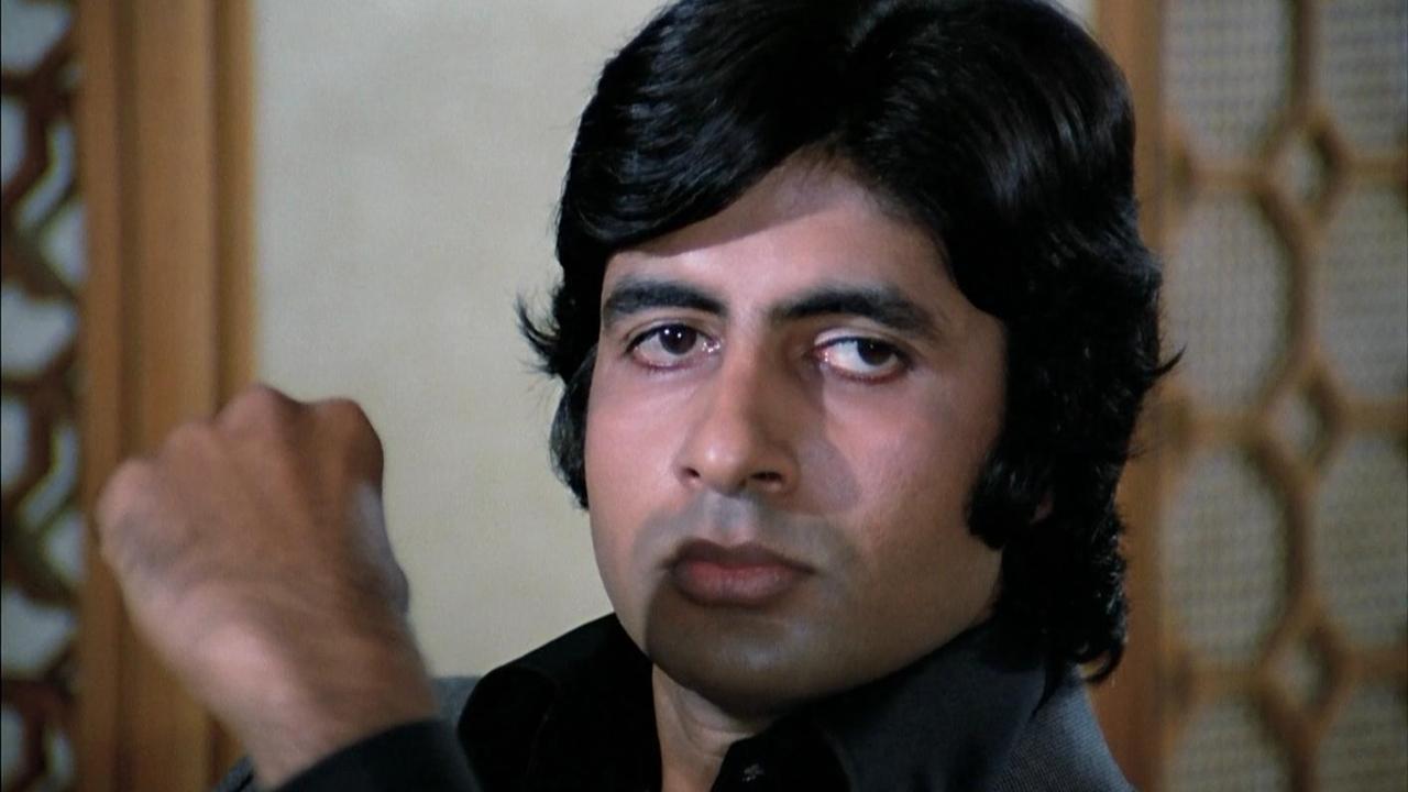 People laughed at Big B's 'Aaj khush to bahut hoge tum' dialogue from 'Deewar'