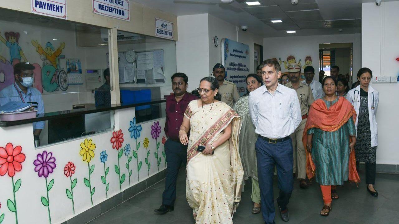 Mumbai civic chief reviews development works, thalassemia care centre in Borivali