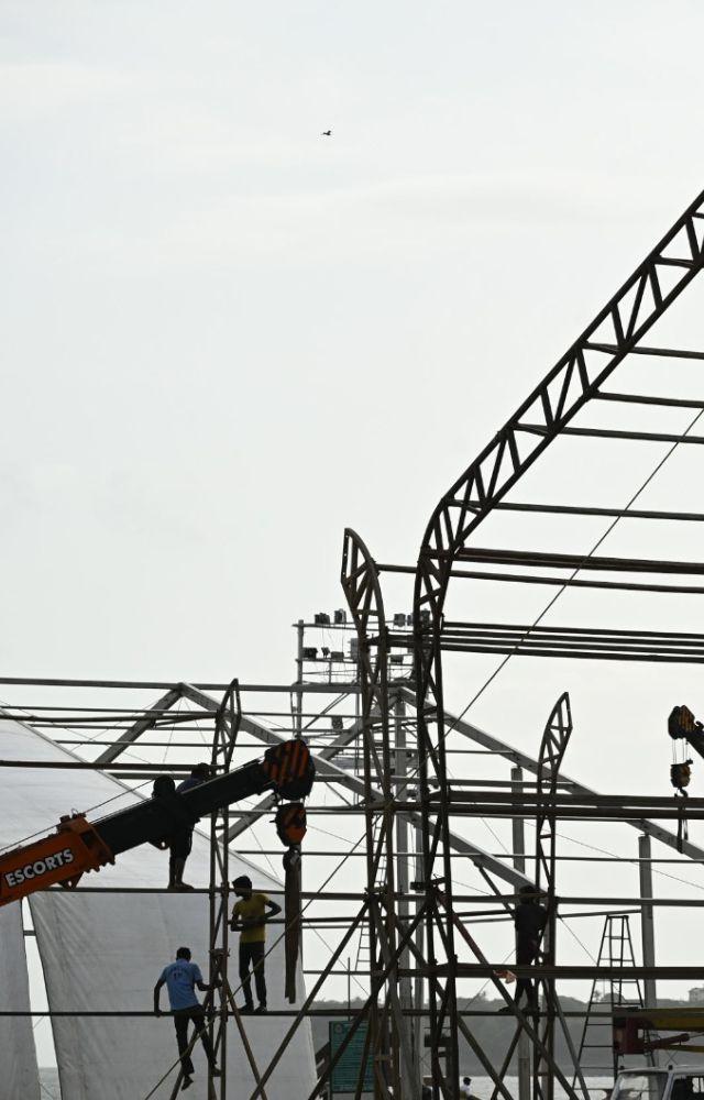 The BMC workers are busy at Girgaum Chowpatty preparing the area for the upcoming Ganeshotsav festivities.