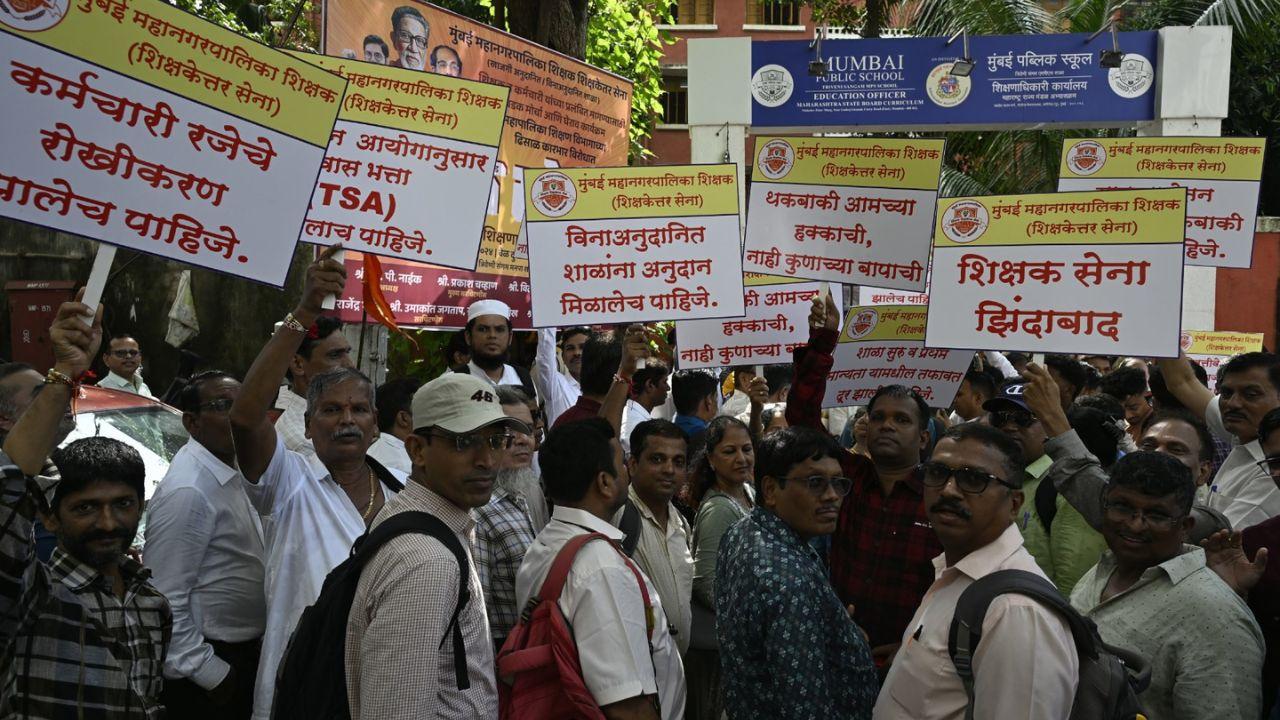The protesting teachers voiced their concerns over the severe shortage of staff in BMC-run and BMC-aided schools. They argued that the situation worsens during election periods, as many teachers are appointed as Booth Level Officers (BLOs), leaving classrooms without sufficient teaching staff.