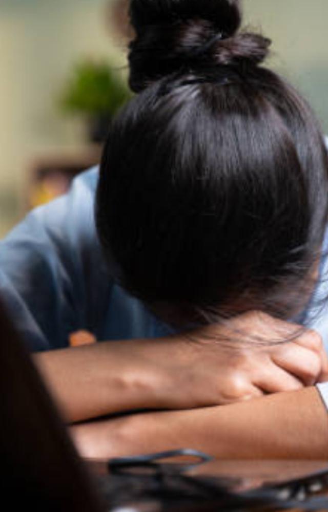 Warning signs of burnout as per experts