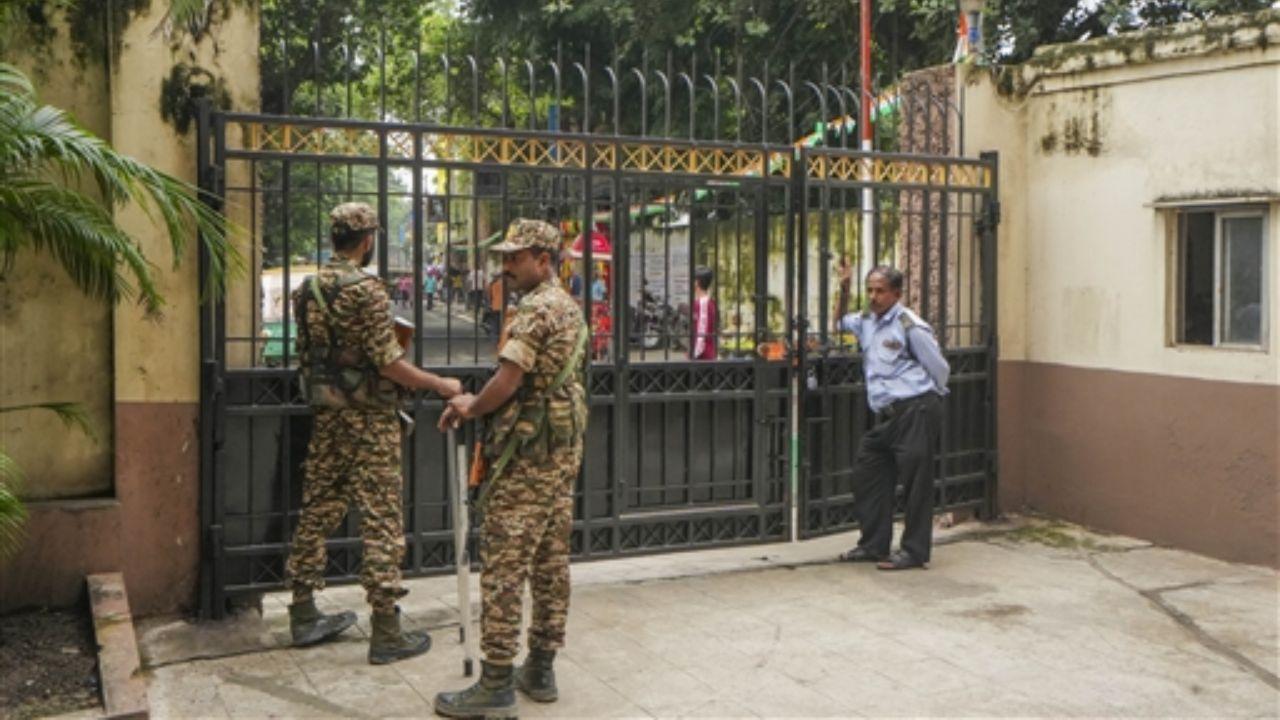 The investigation was prompted by an order from the Calcutta High Court, which directed the CBI to look into the alleged corruption at RG Kar Medical College, leading to the filing of an FIR.