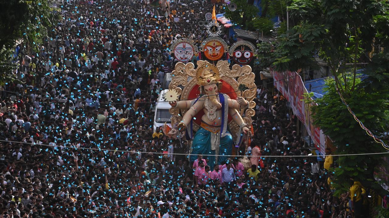 The traffic police, in its advisory said that following routes may be closed as and when required after 14.00 hrs on August 31 till completion of the procession on Saturday