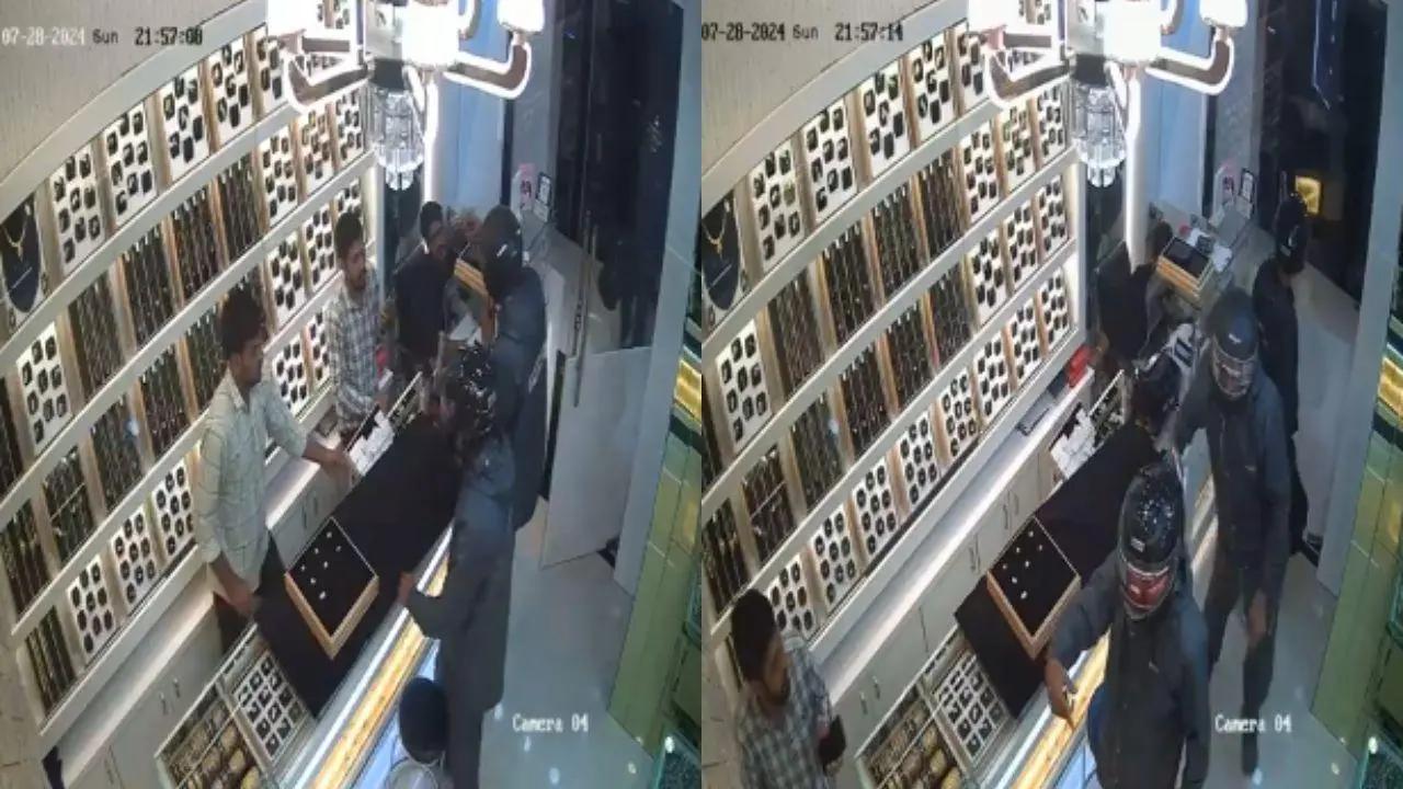 Three armed robbers steal jewellery worth Rs 12 lakhs from Navi Mumbai store
Three unidentified persons, on Sunday, robbed a jewellery shop in Navi Mumbai's Kharghar at gunpoint and fled with jewellery worth Rs 12 lakhs. The incident happened at the shop located in Sector 35 on Sunday night, officials said. Read More
 