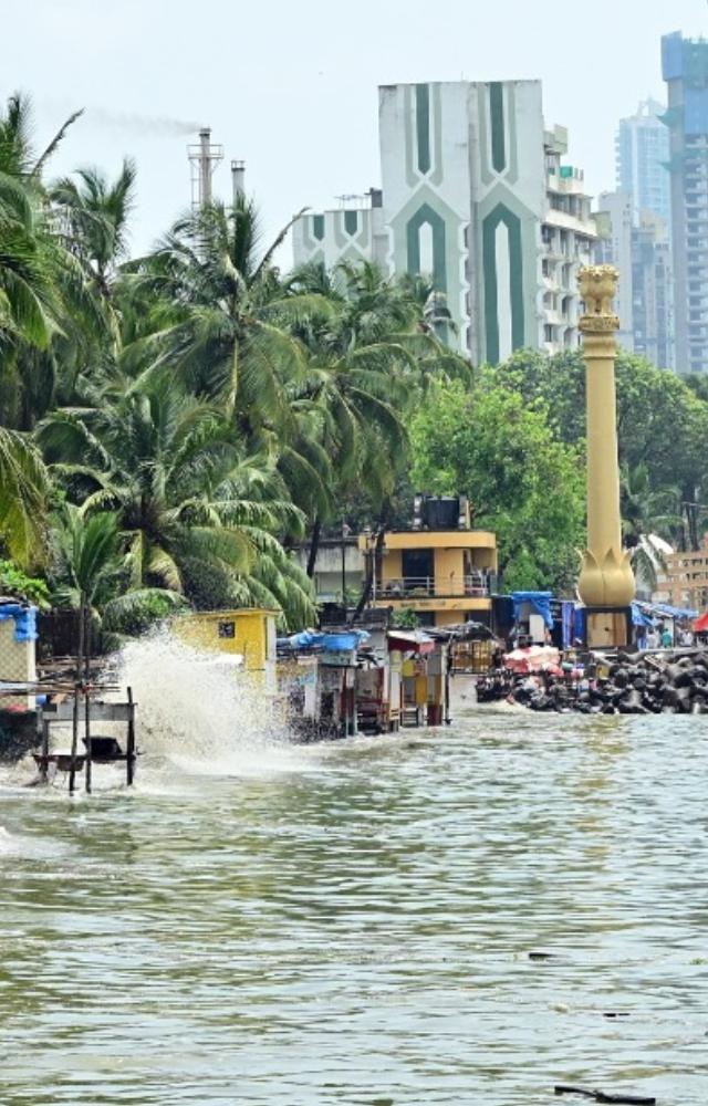 The civic body also said a low tide of about 0.70 metres was expected at 7.10 pm on August 21